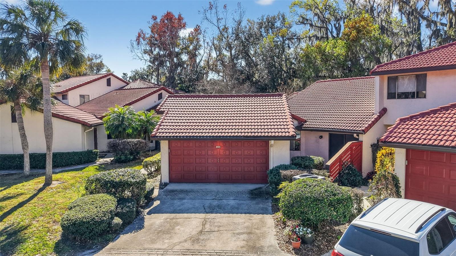 301 CLUSTERWOOD DR, YALAHA, FL, 34797