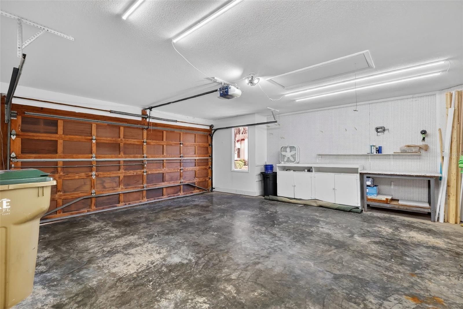 301 CLUSTERWOOD DR, YALAHA, FL, 34797