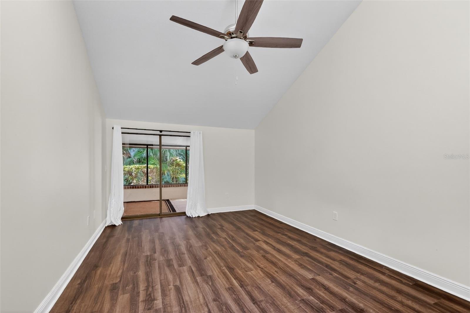 301 CLUSTERWOOD DR, YALAHA, FL, 34797