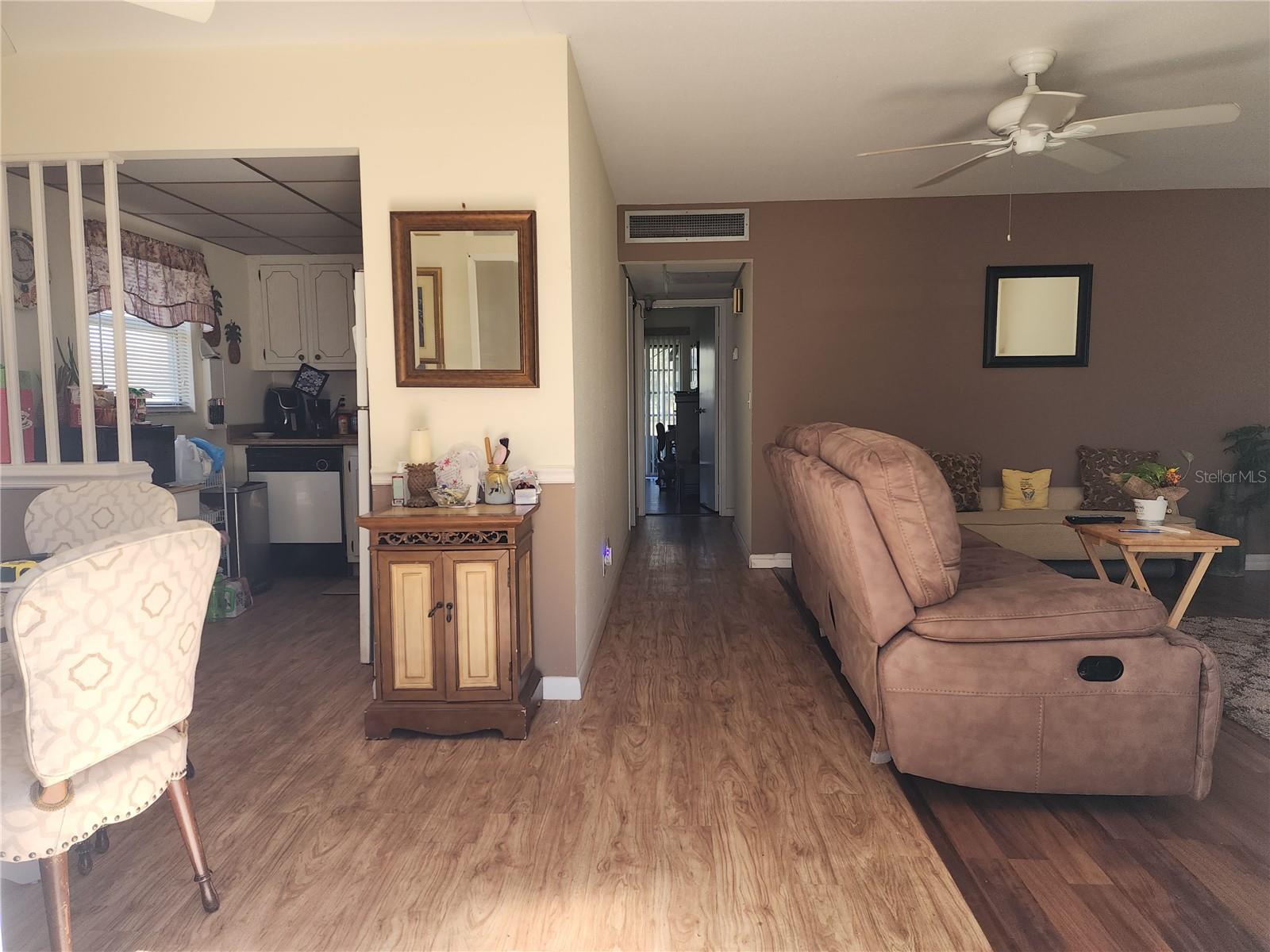 1811 BEDFORD LN #G-152, SUN CITY CENTER, FL, 33573