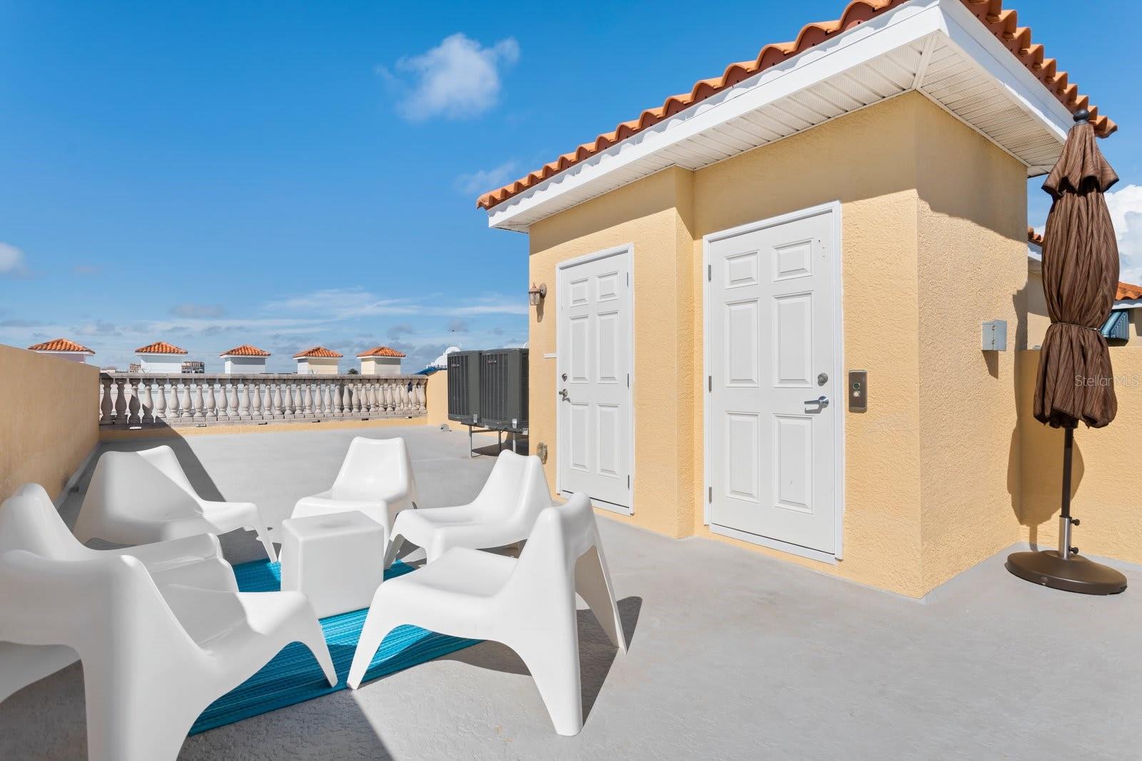 145 BRIGHTWATER DR #7, CLEARWATER BEACH, FL, 33767