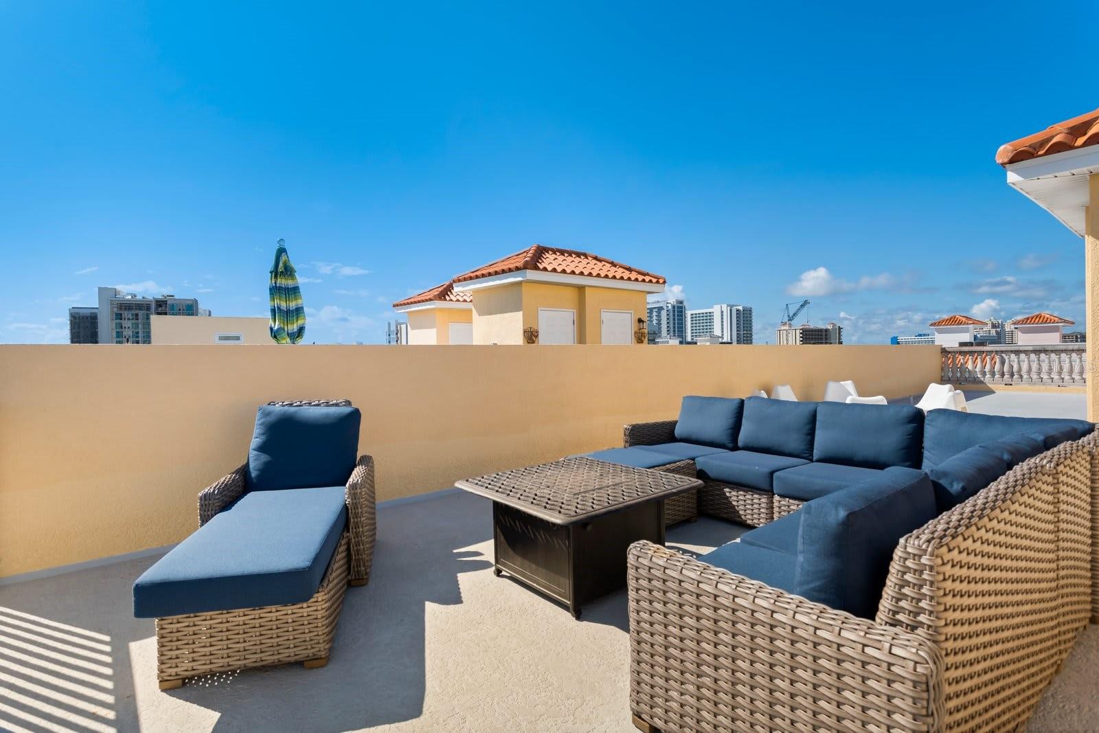 145 BRIGHTWATER DR #7, CLEARWATER BEACH, FL, 33767