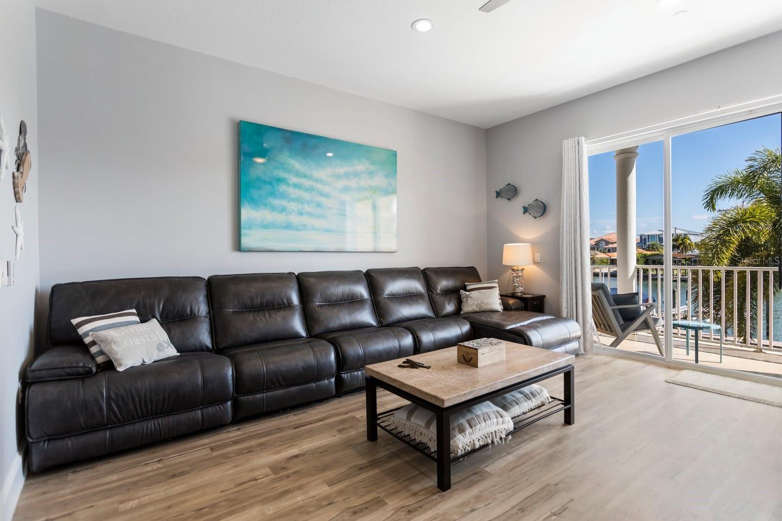 145 BRIGHTWATER DR #7, CLEARWATER BEACH, FL, 33767