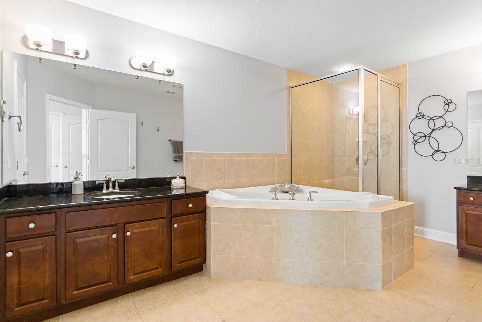 145 BRIGHTWATER DR #7, CLEARWATER BEACH, FL, 33767