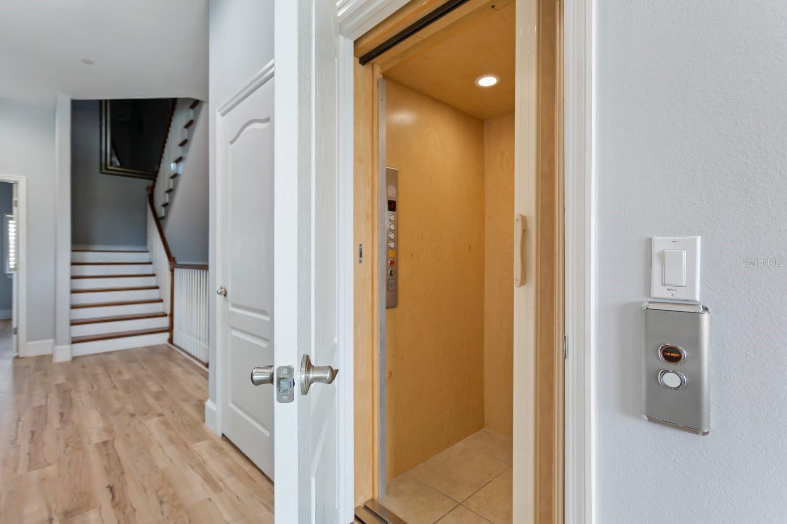 145 BRIGHTWATER DR #7, CLEARWATER BEACH, FL, 33767