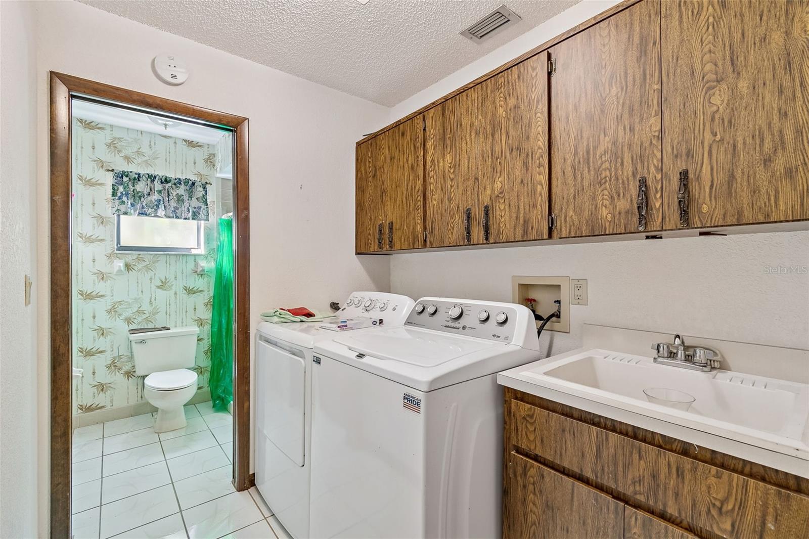 2051 LAREDO AVE, SPRING HILL, FL, 34608