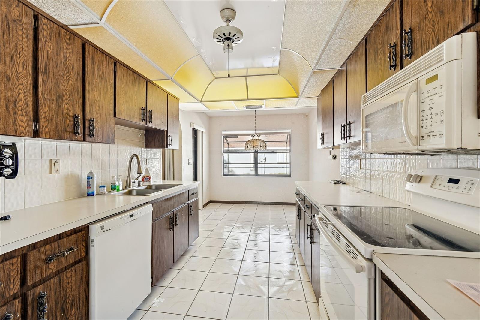 2051 LAREDO AVE, SPRING HILL, FL, 34608