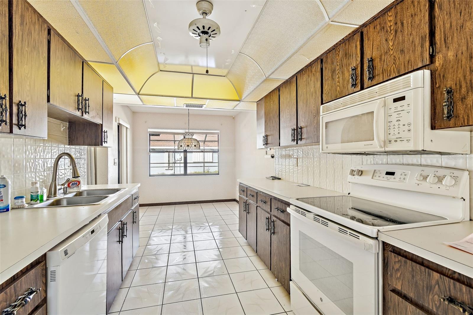 2051 LAREDO AVE, SPRING HILL, FL, 34608