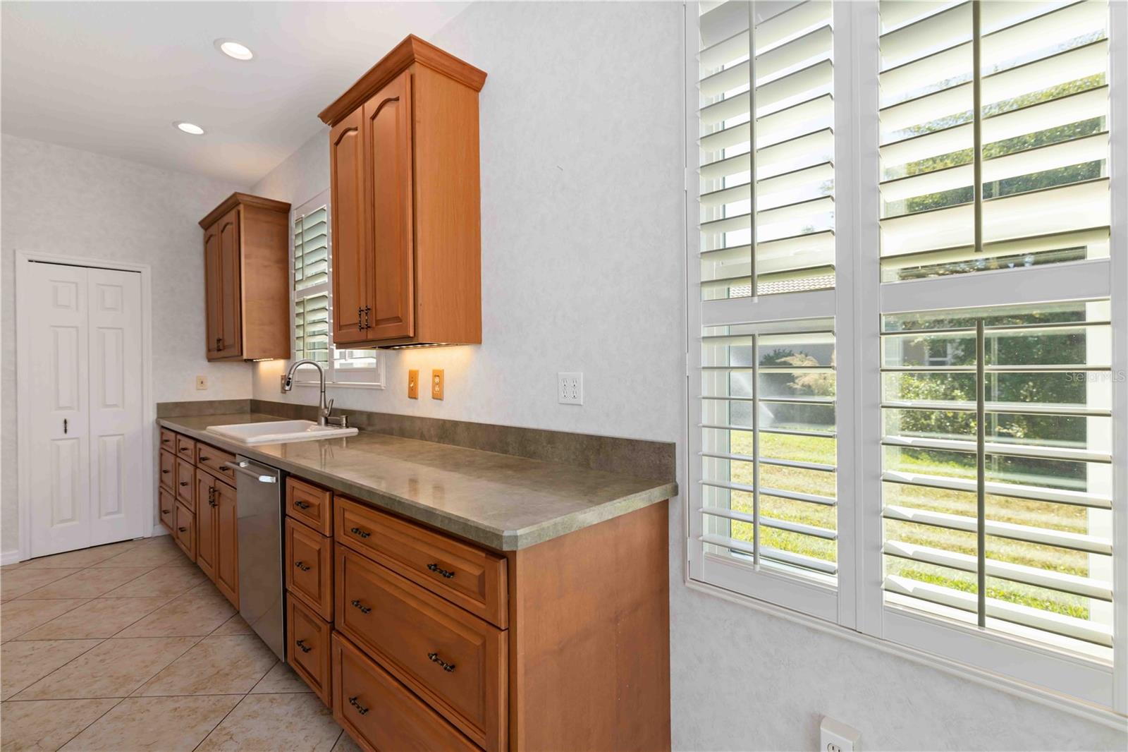 8115 VICTORIA FALLS CIR, SARASOTA, FL, 34243