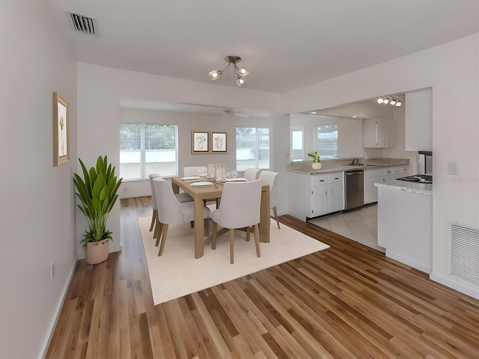 1215 MANGO AVE, VENICE, FL, 34285