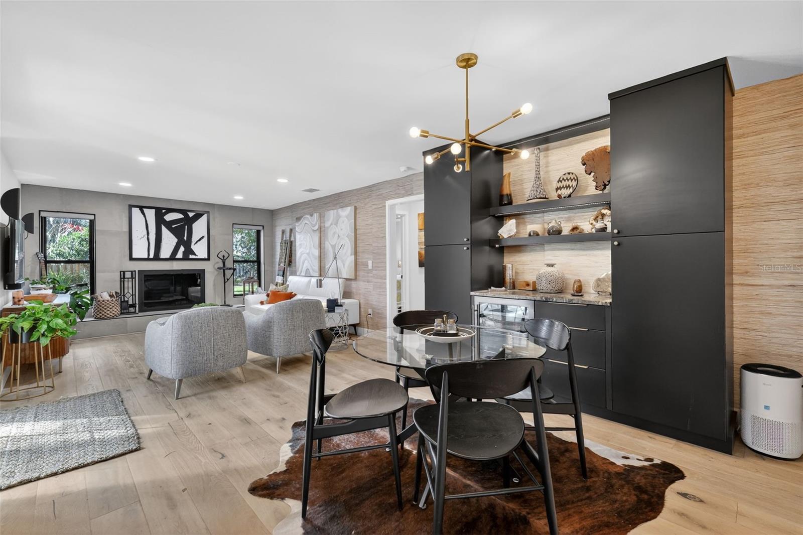 241 BAY RD, MOUNT DORA, FL, 32757