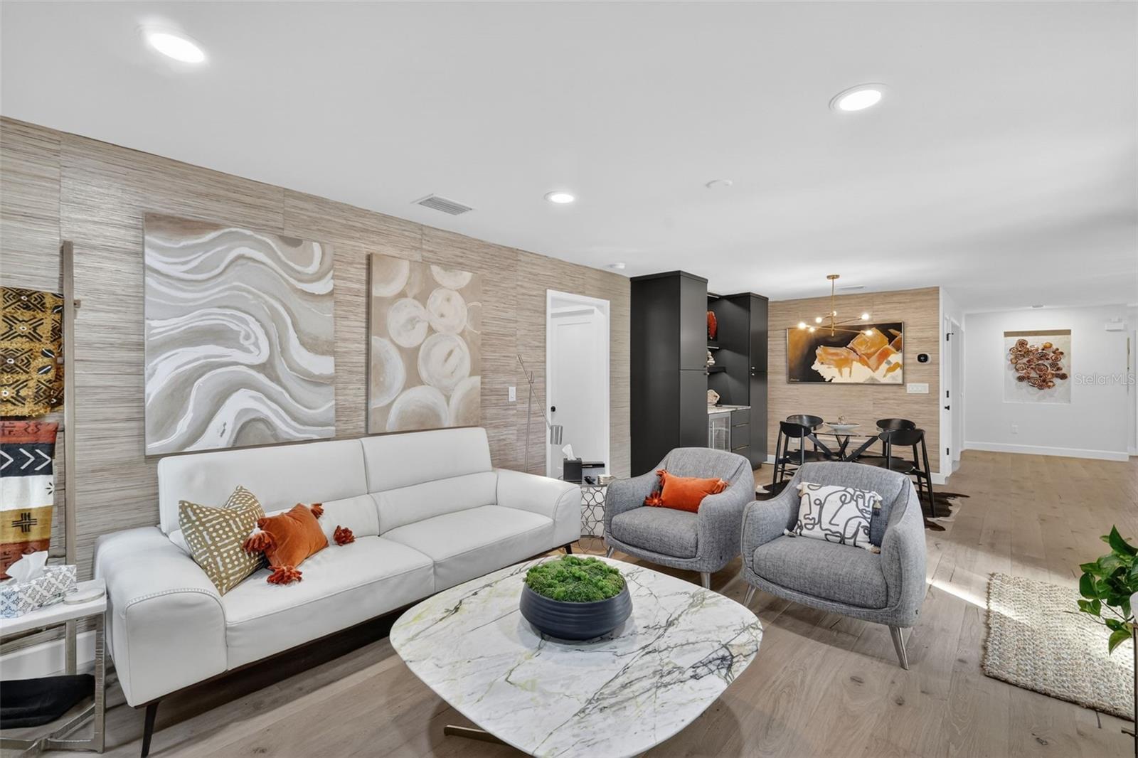 241 BAY RD, MOUNT DORA, FL, 32757