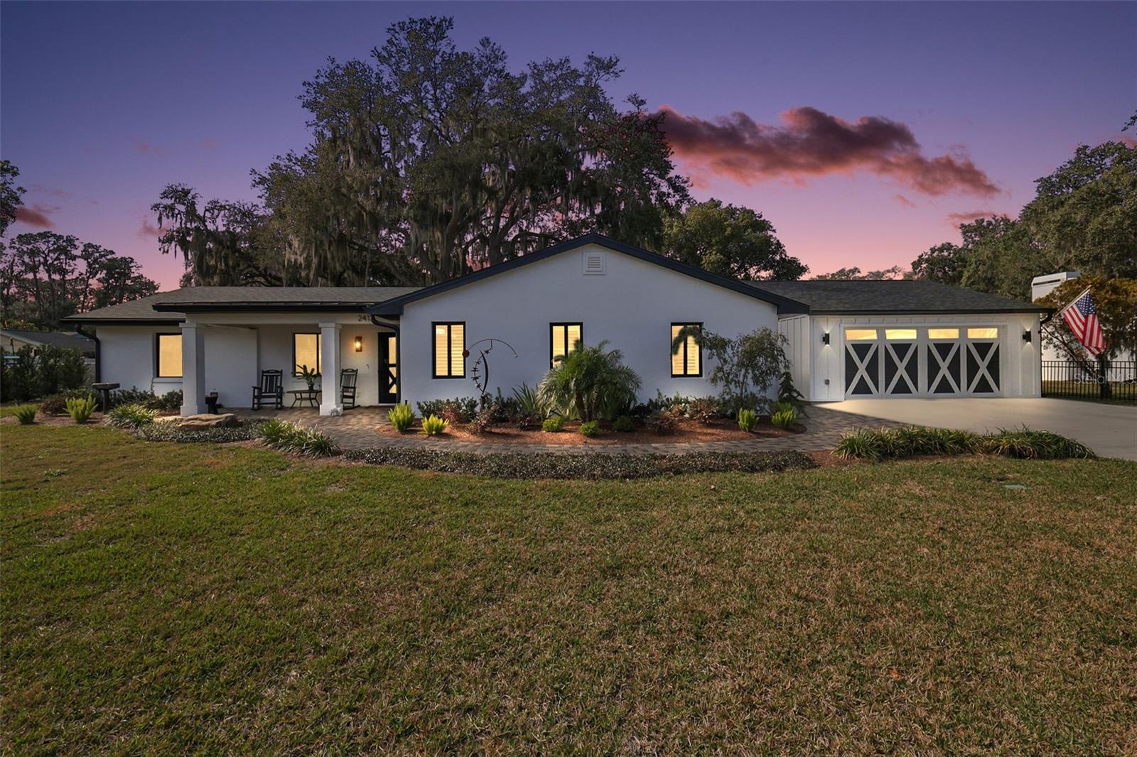 241 BAY RD, MOUNT DORA, FL, 32757