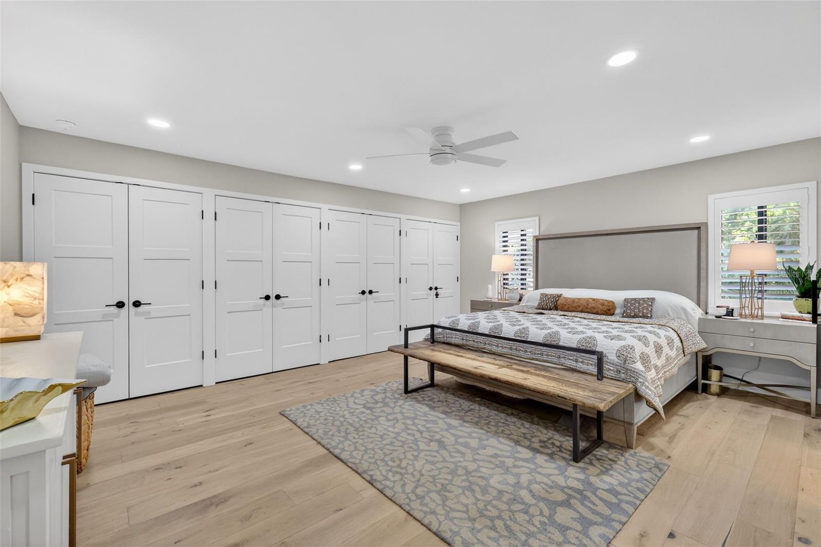 241 BAY RD, MOUNT DORA, FL, 32757