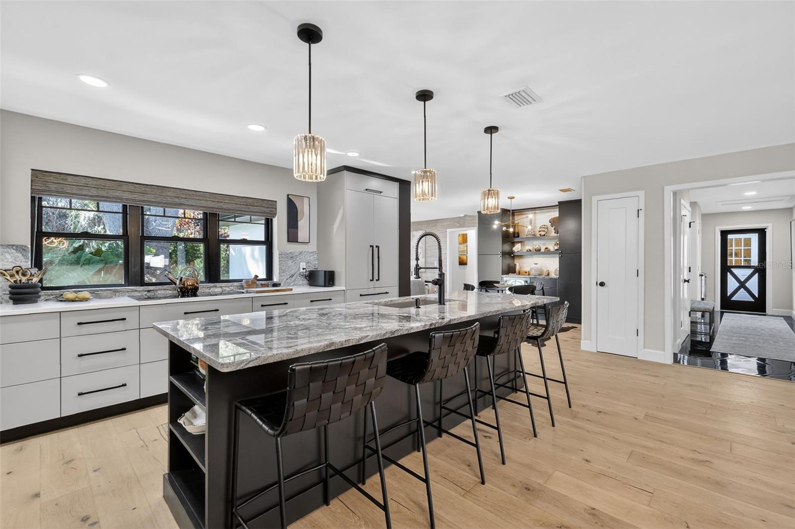 241 BAY RD, MOUNT DORA, FL, 32757