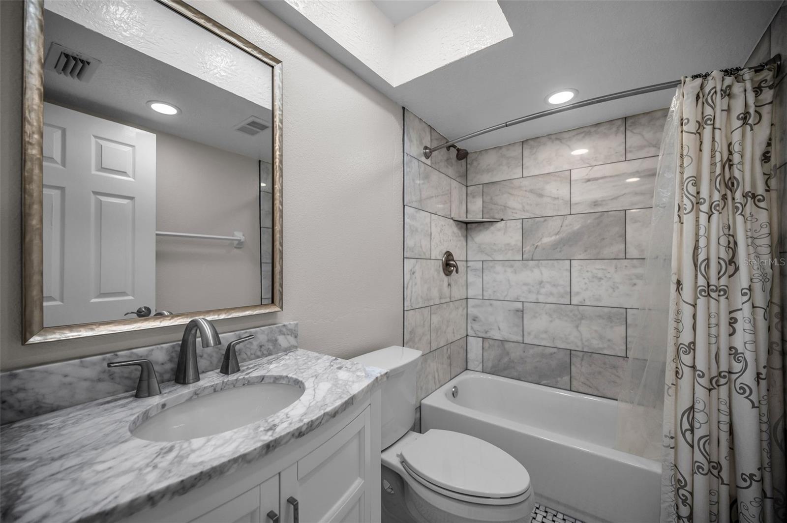 9852 INDIAN KEY TRL #71, SEMINOLE, FL, 33776