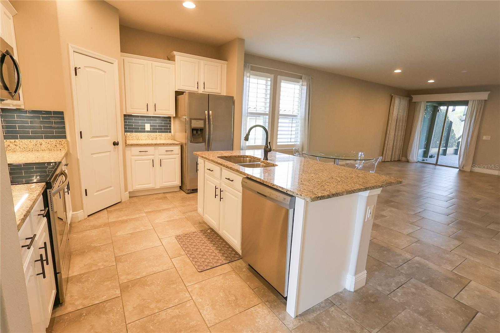 4235 PRIMA LAGO DR, LAKELAND, FL, 33810