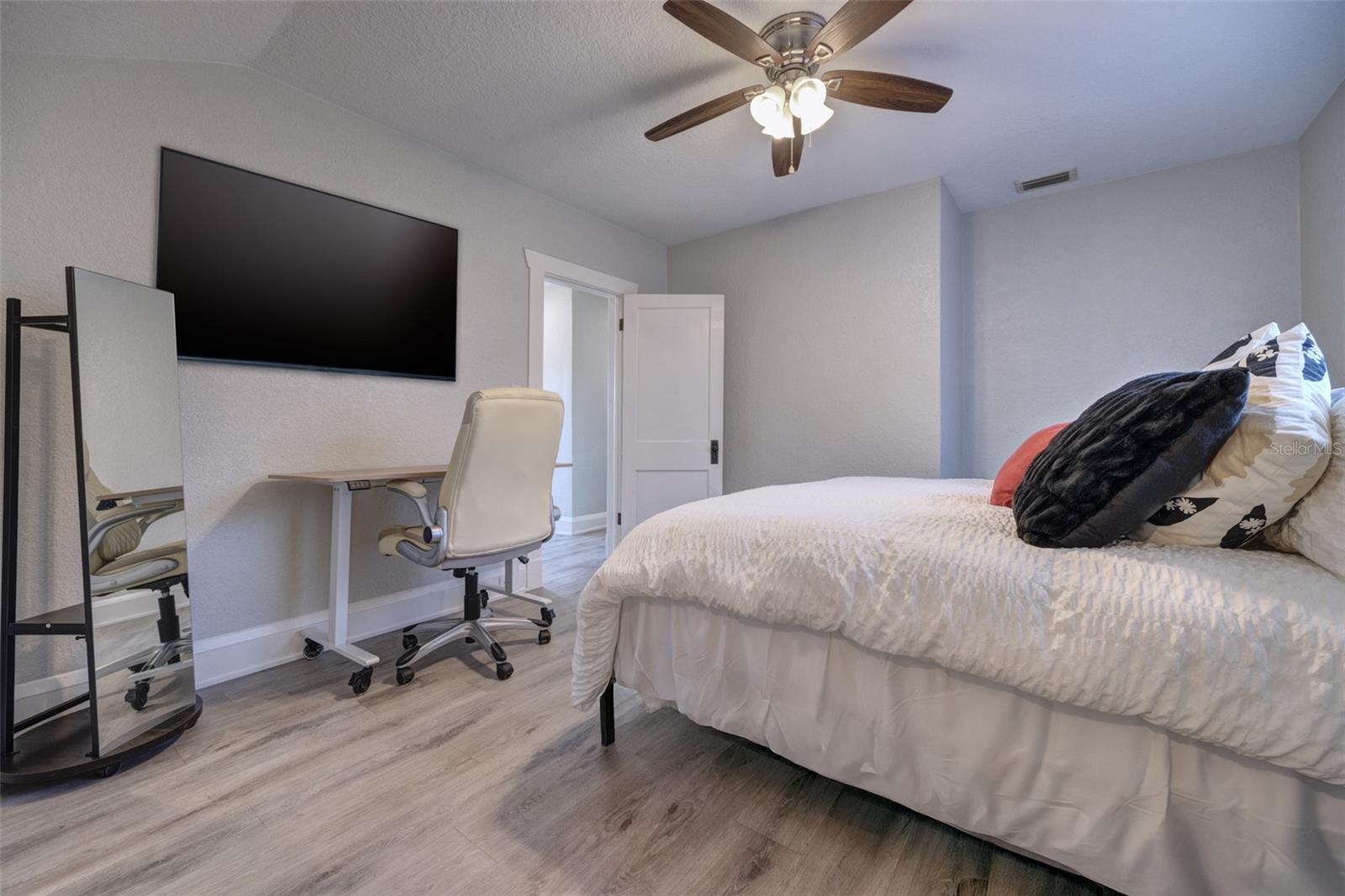 117 E EUCLID AVE, DELAND, FL, 32724