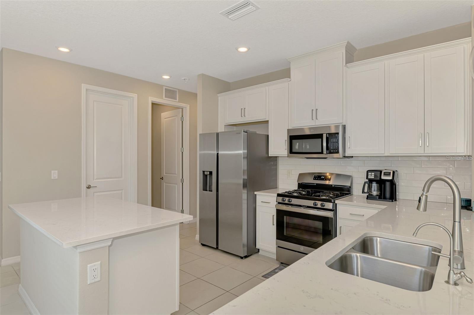 6310 GRANDVIEW HILL CT, BRADENTON, FL, 34203