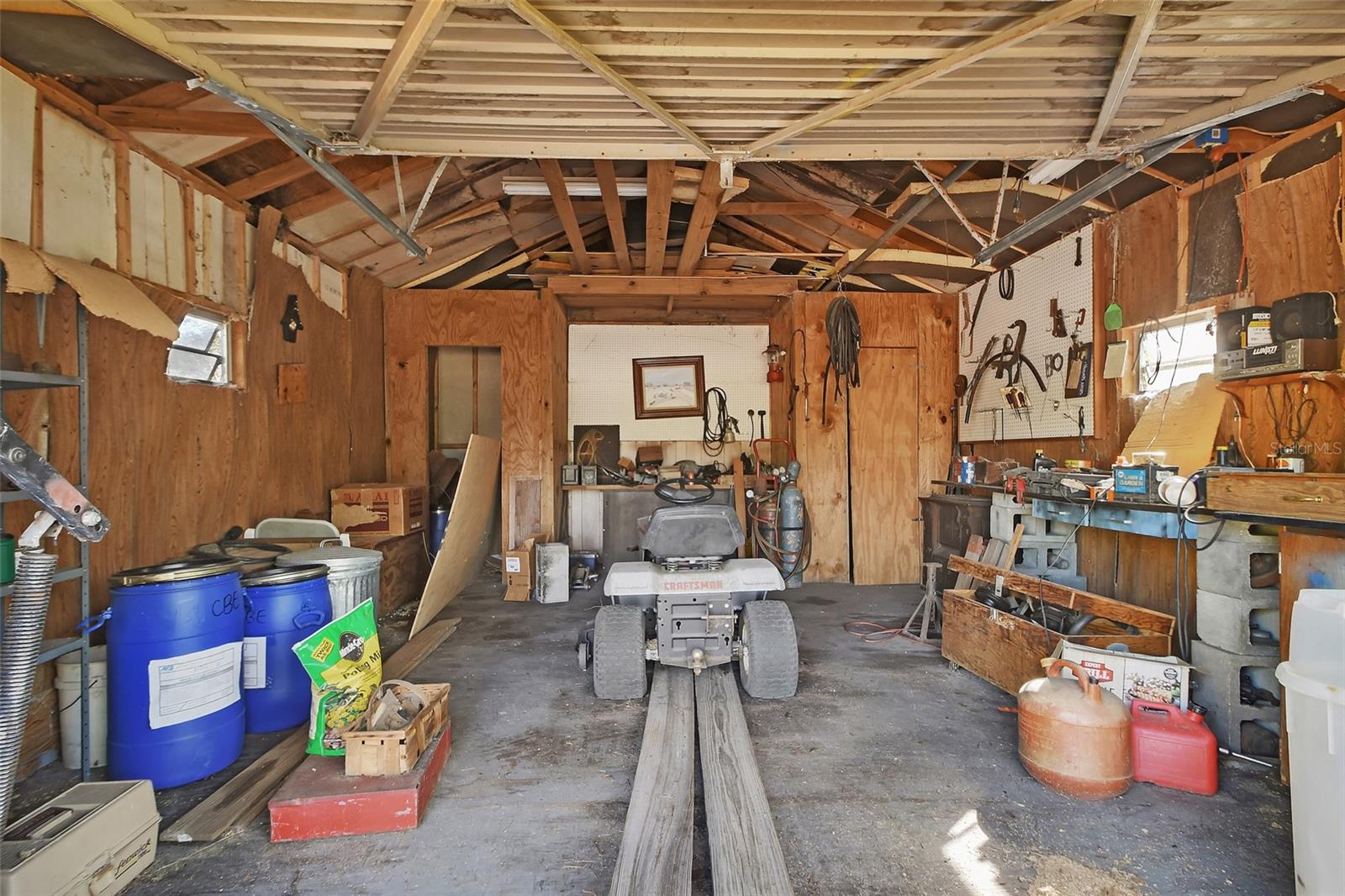 27130 FISHERMANS RD, PAISLEY, FL, 32767