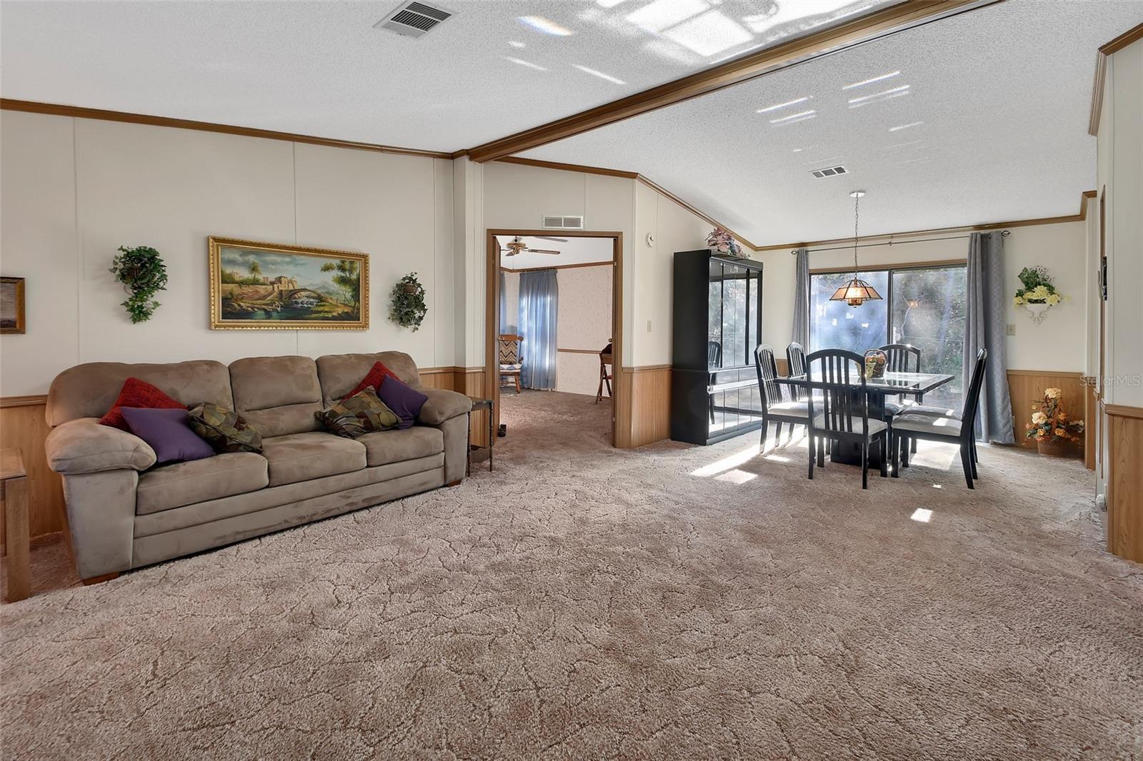 27130 FISHERMANS RD, PAISLEY, FL, 32767