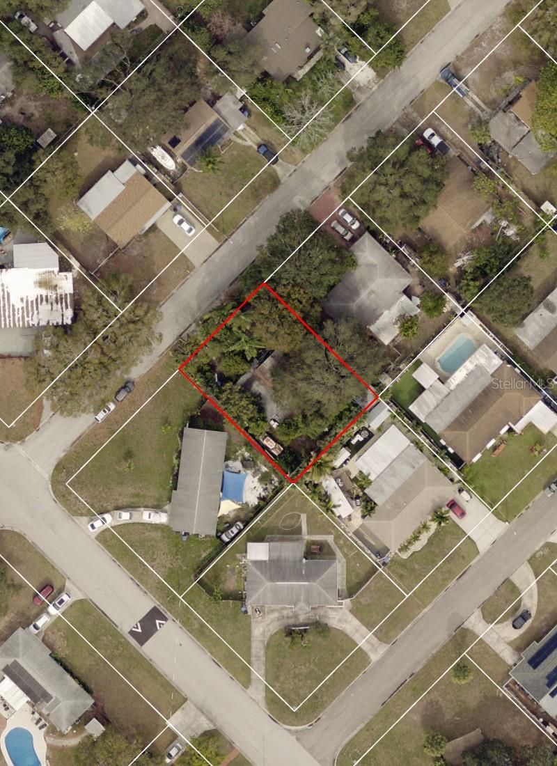 6611 KINGSWOOD DR N, ST PETERSBURG, FL, 33702