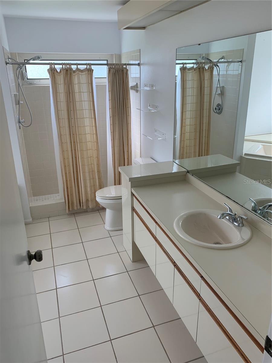 3982 KINGSTON DR, SARASOTA, FL, 34238