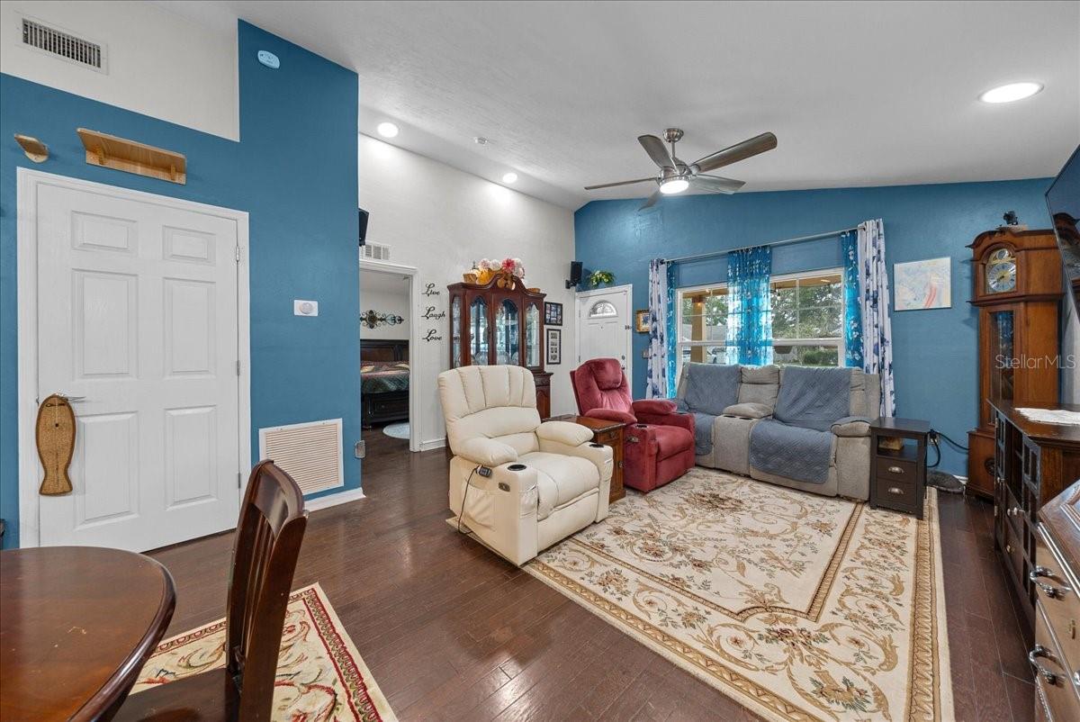 1120 NE 22ND CT, GAINESVILLE, FL, 32641