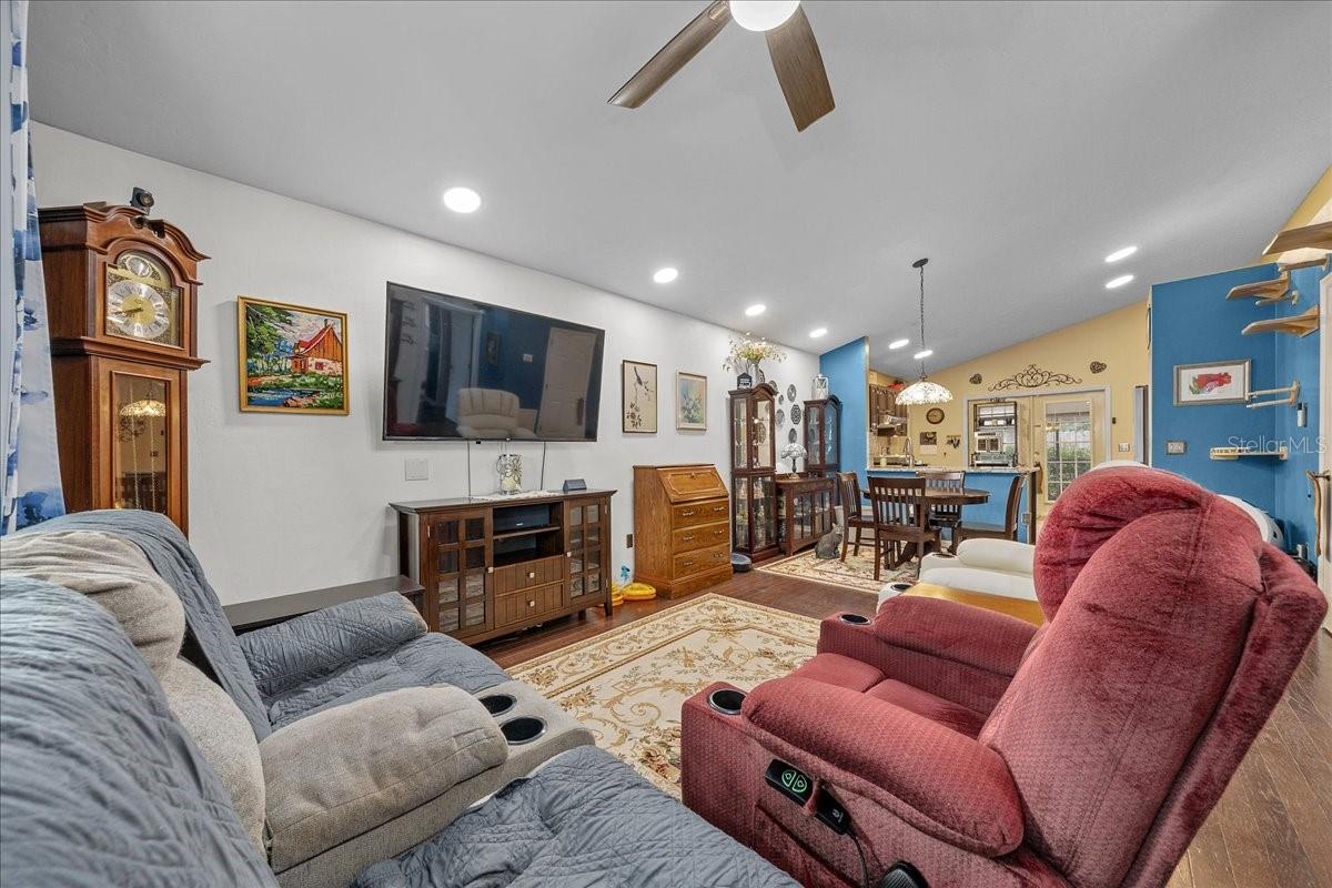 1120 NE 22ND CT, GAINESVILLE, FL, 32641