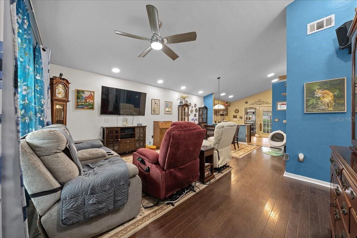 1120 NE 22ND CT, GAINESVILLE, FL, 32641