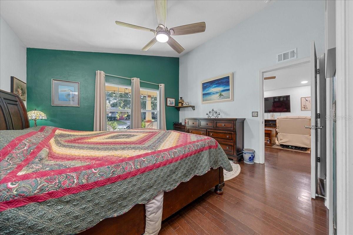 1120 NE 22ND CT, GAINESVILLE, FL, 32641