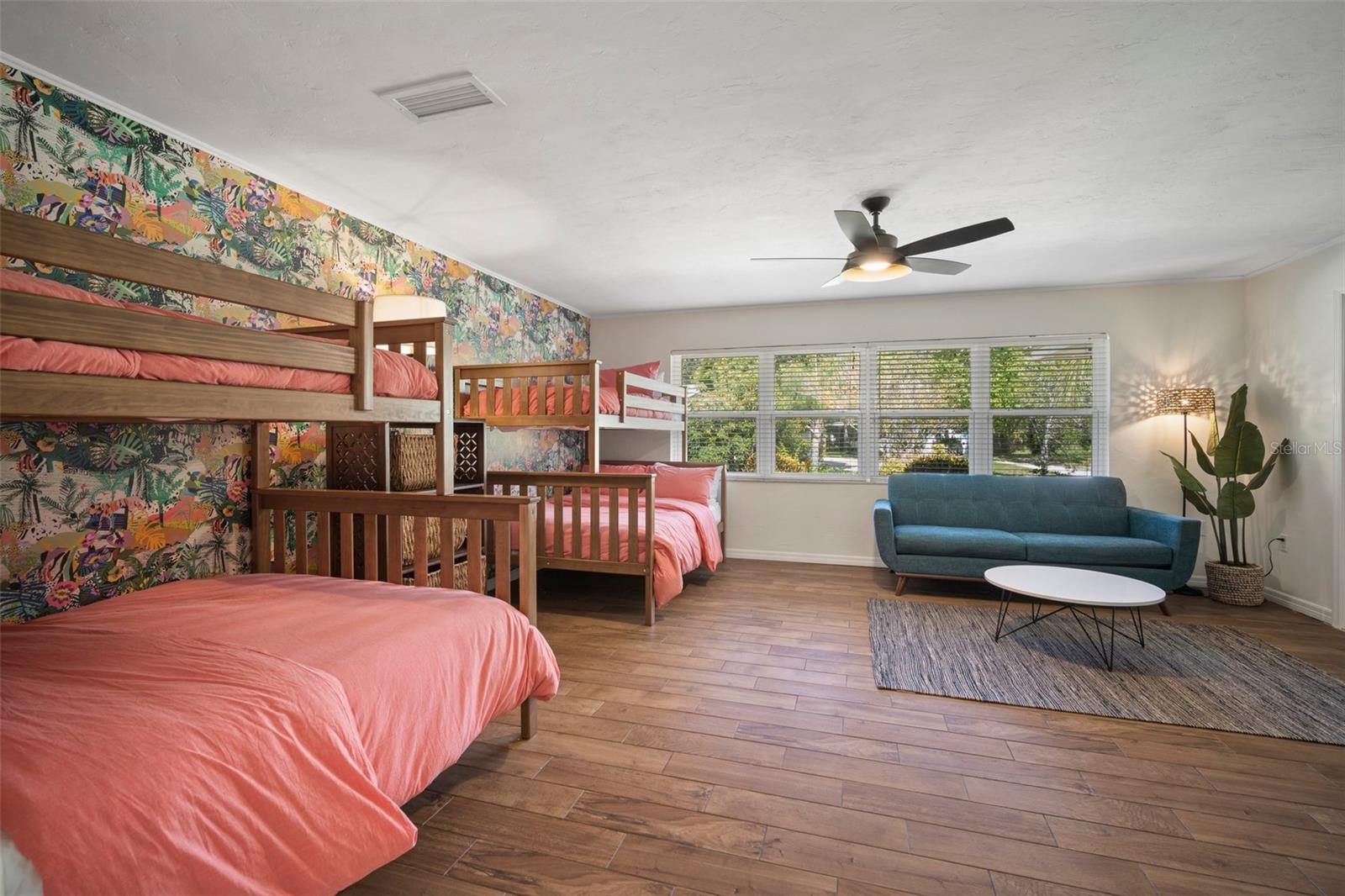 7202 18TH AVE NW, BRADENTON, FL, 34209