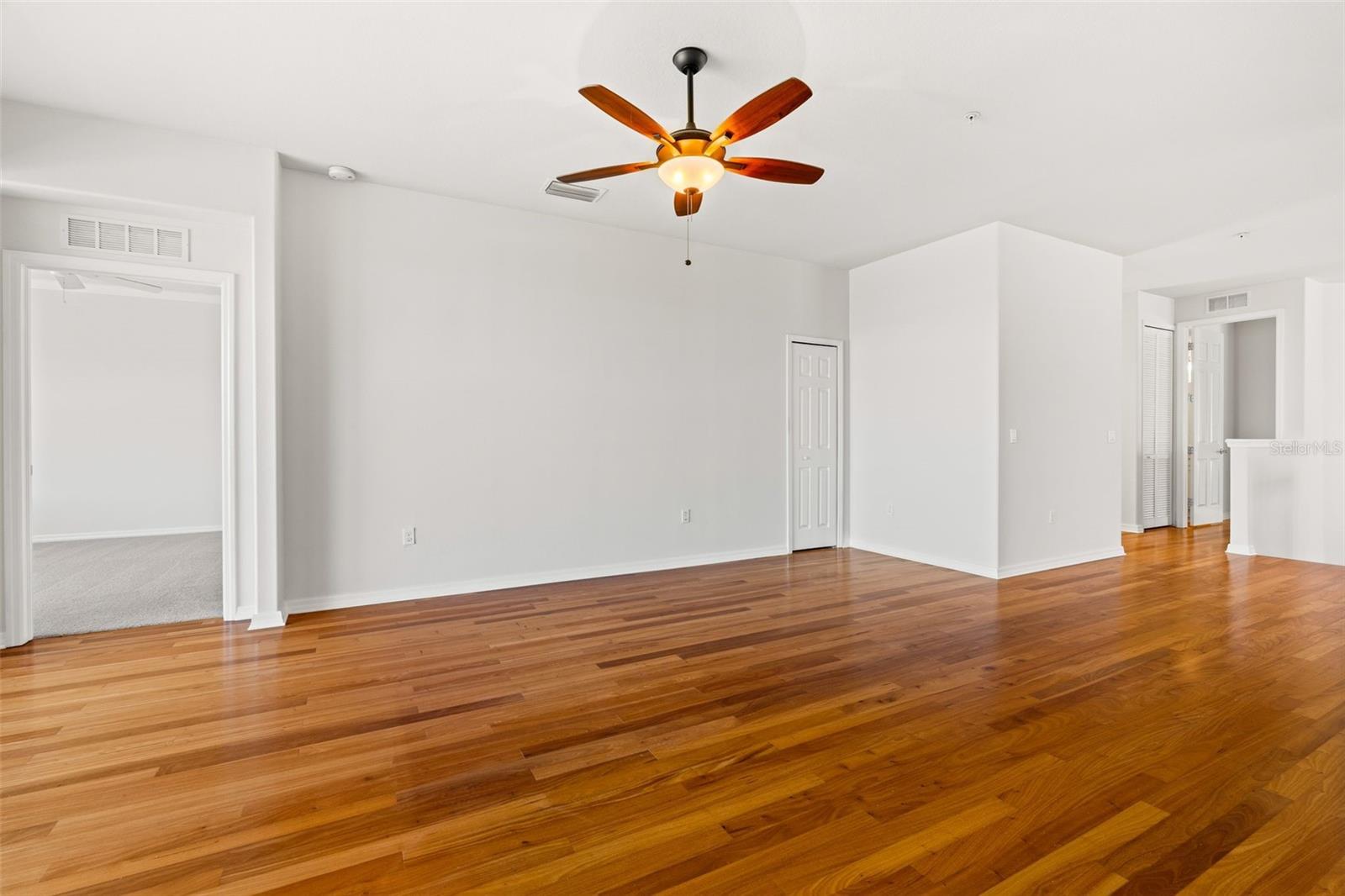 1181 BURGOS DR #406, SARASOTA, FL, 34238