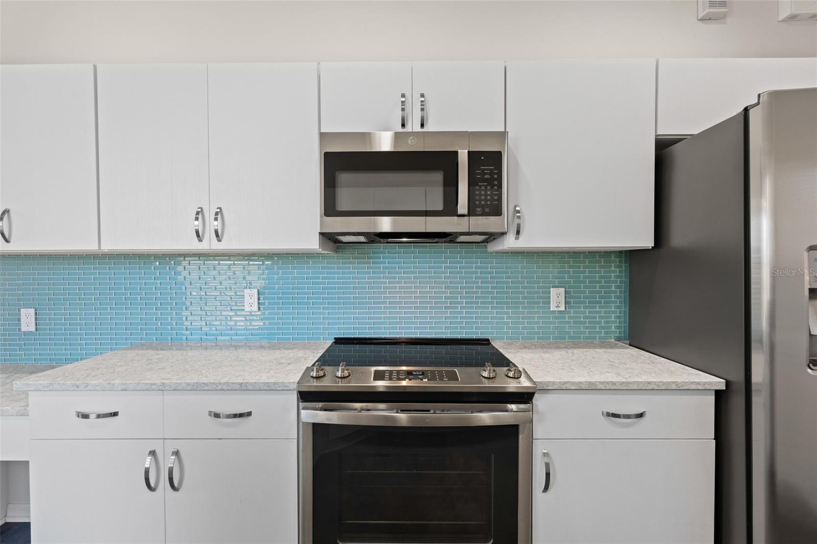 1181 BURGOS DR #406, SARASOTA, FL, 34238