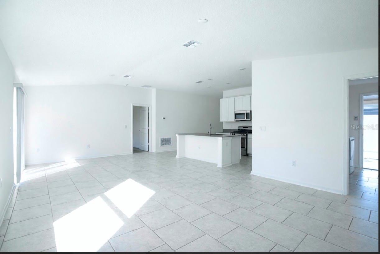 9347 REVERE AVE, LEESBURG, FL, 34788