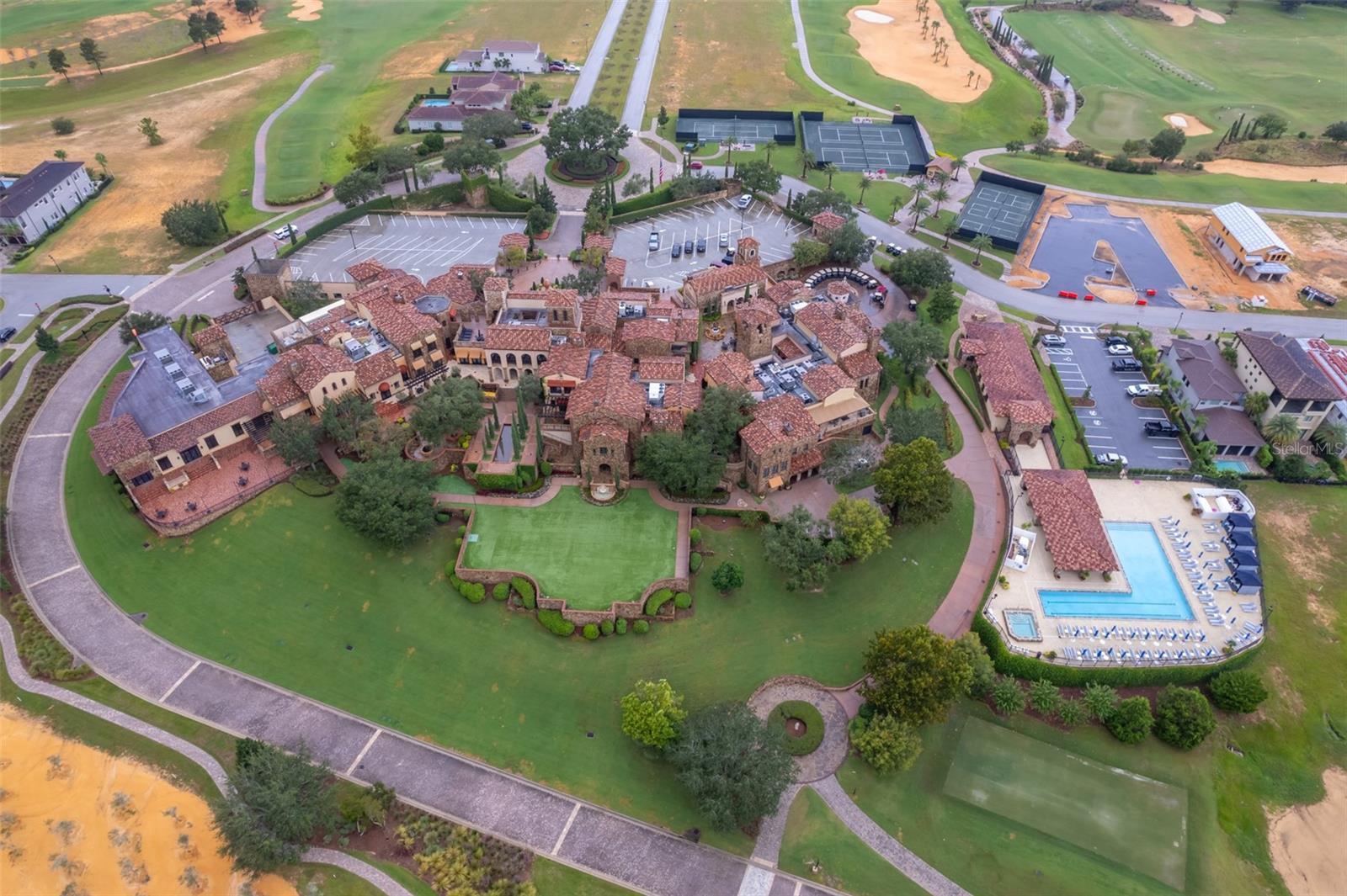 16325 PENDIO DR, BELLA COLLINA, FL, 34756