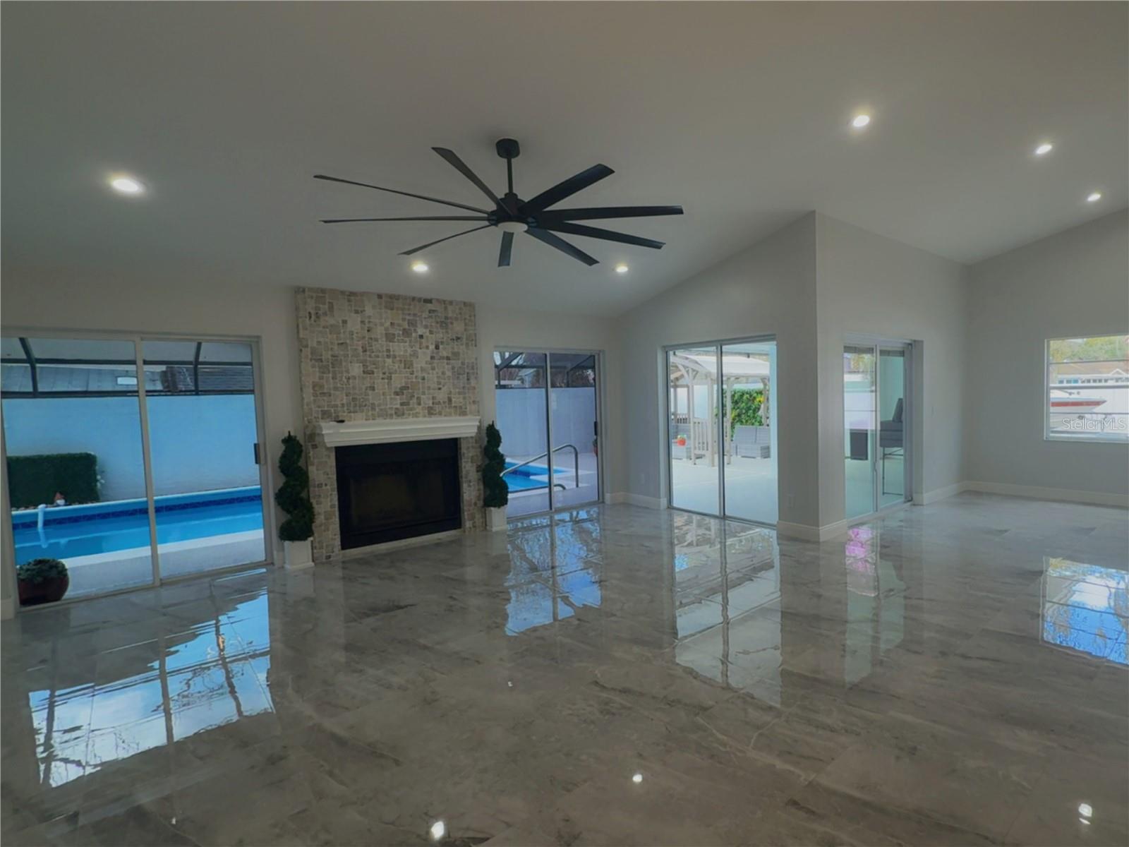 Living room, Fire place