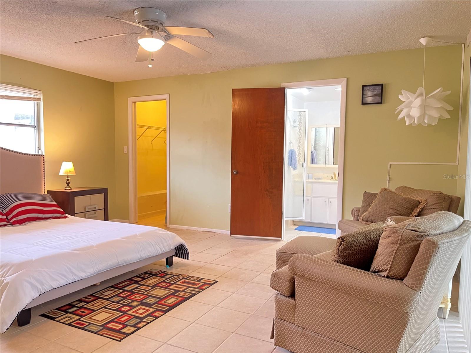 1310 SE 43RD TER, CAPE CORAL, FL, 33904