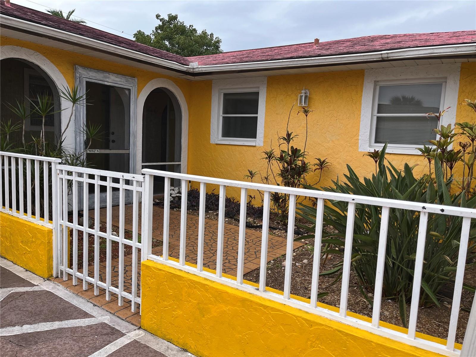 1310 SE 43RD TER, CAPE CORAL, FL, 33904