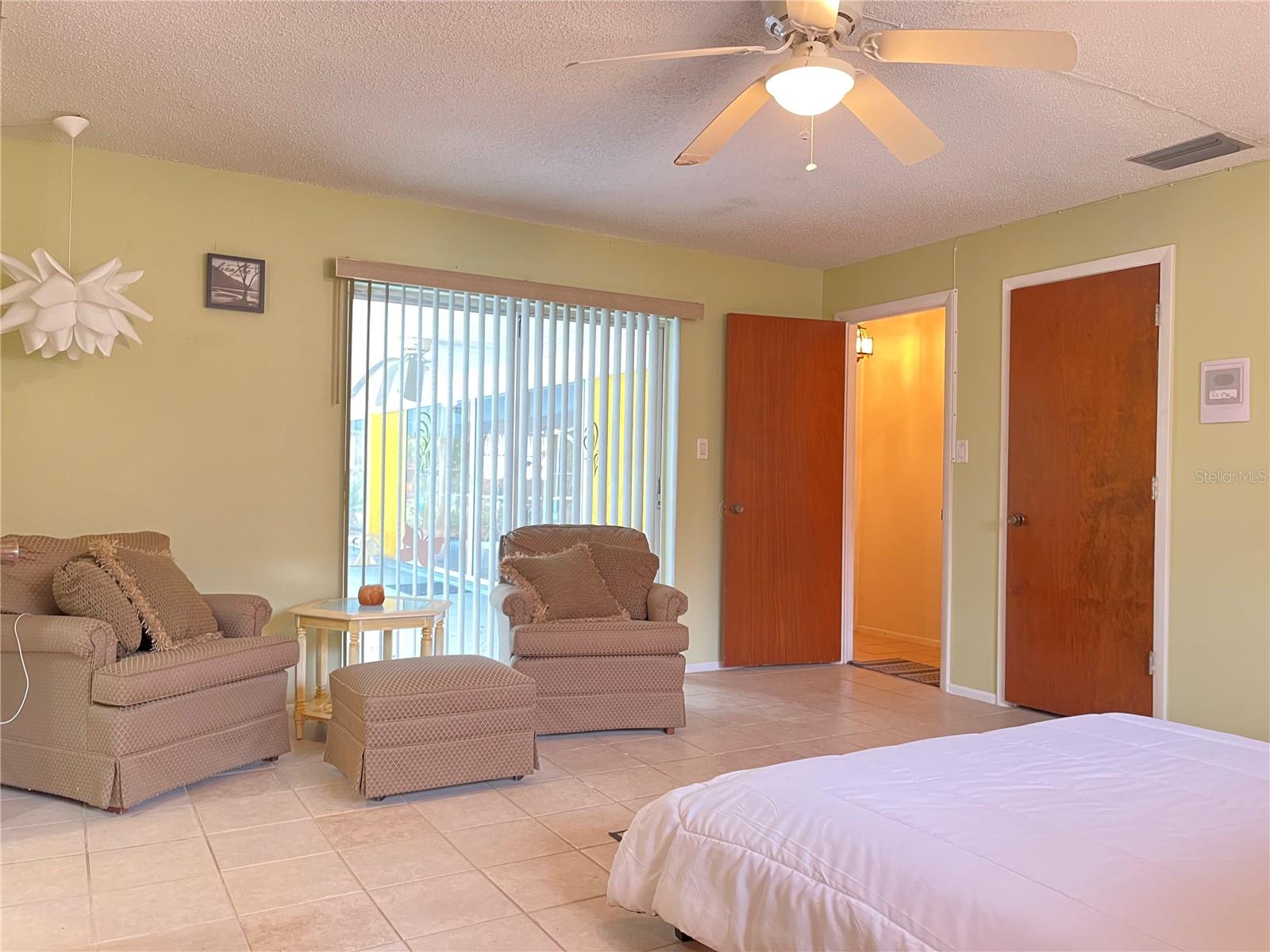1310 SE 43RD TER, CAPE CORAL, FL, 33904