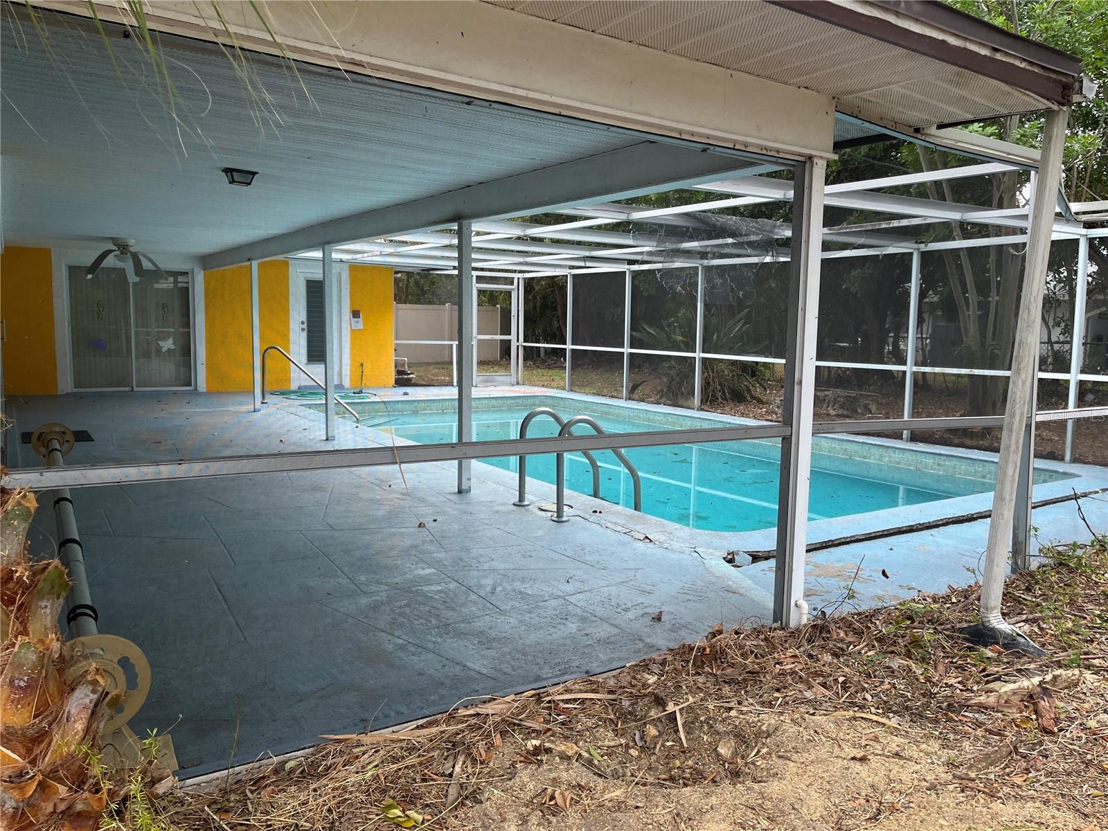 1310 SE 43RD TER, CAPE CORAL, FL, 33904