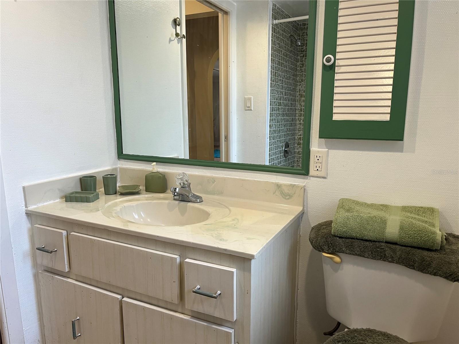 1310 SE 43RD TER, CAPE CORAL, FL, 33904