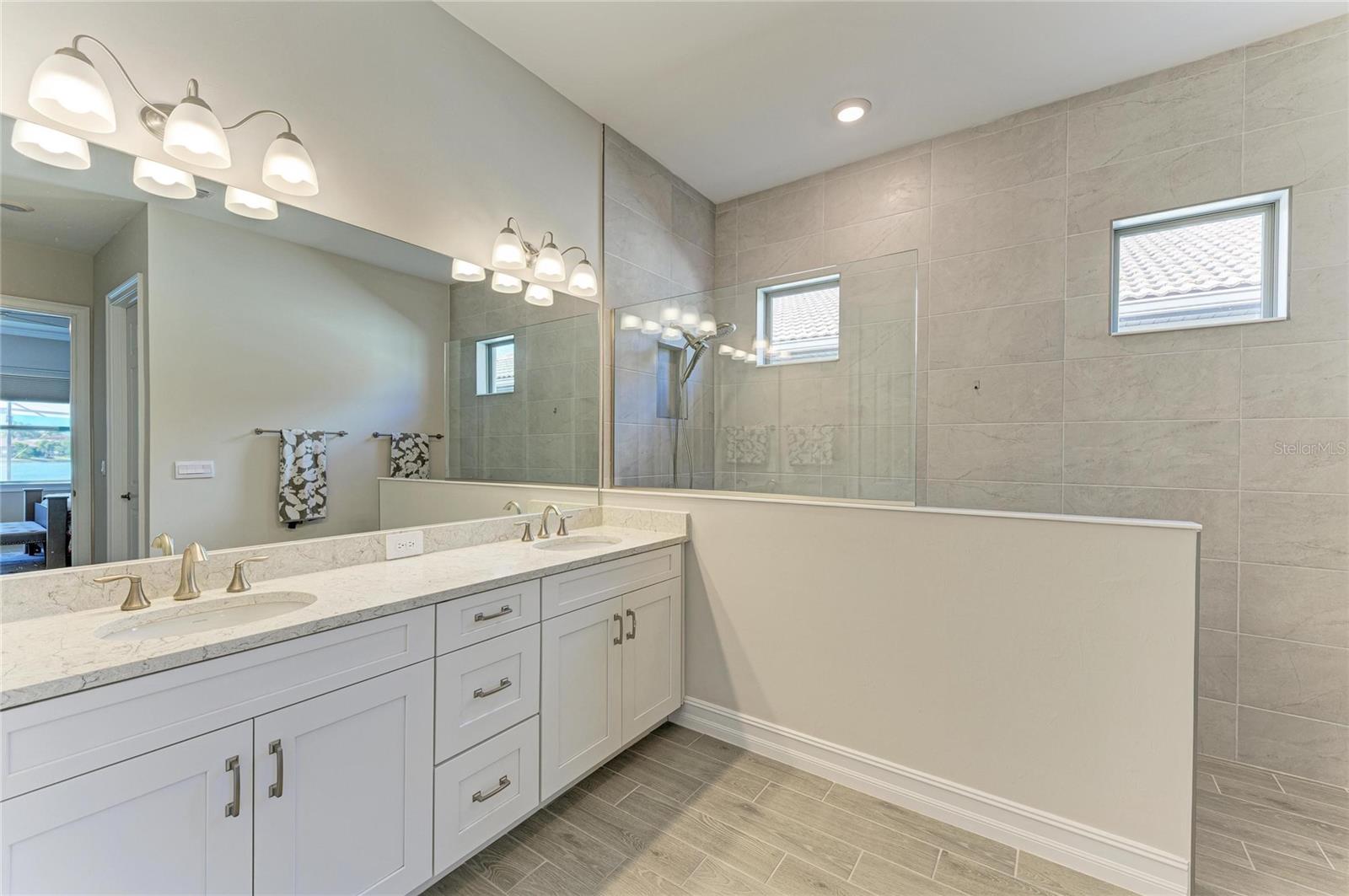 106 TOSCAVILLA BLVD, NOKOMIS, FL, 34275