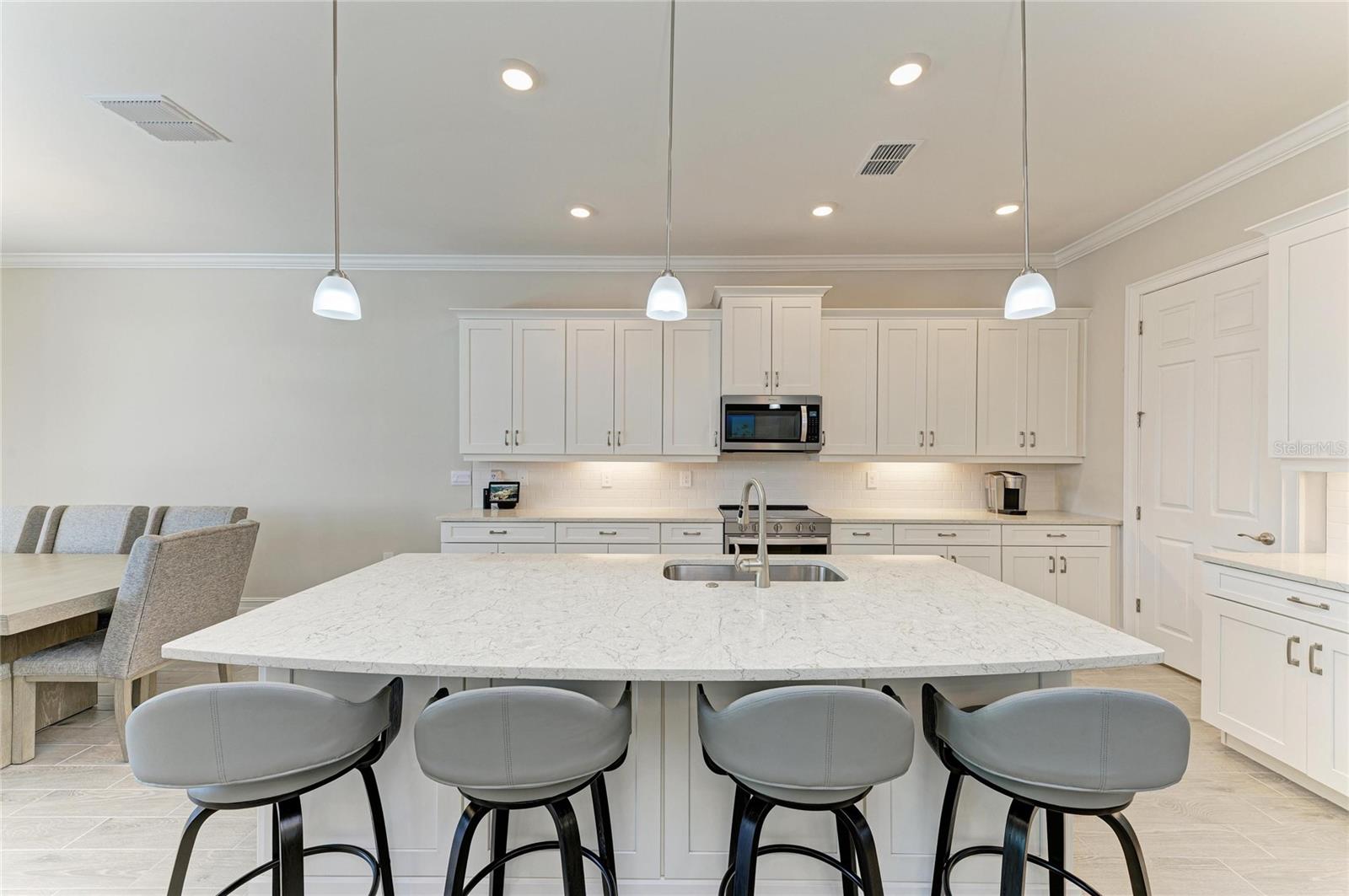 106 TOSCAVILLA BLVD, NOKOMIS, FL, 34275