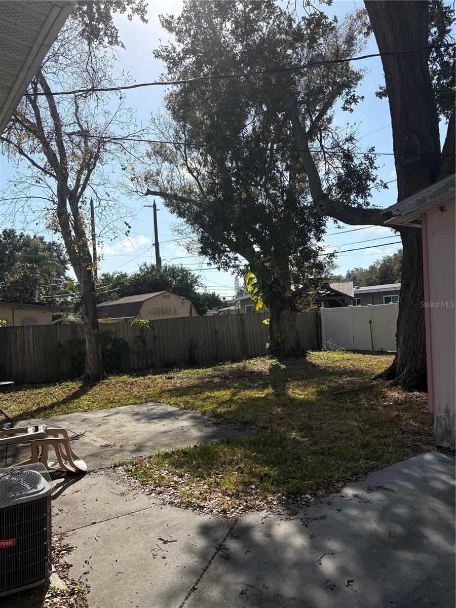 LARGO LAKE VILLAS, LARGO, FL, 33770