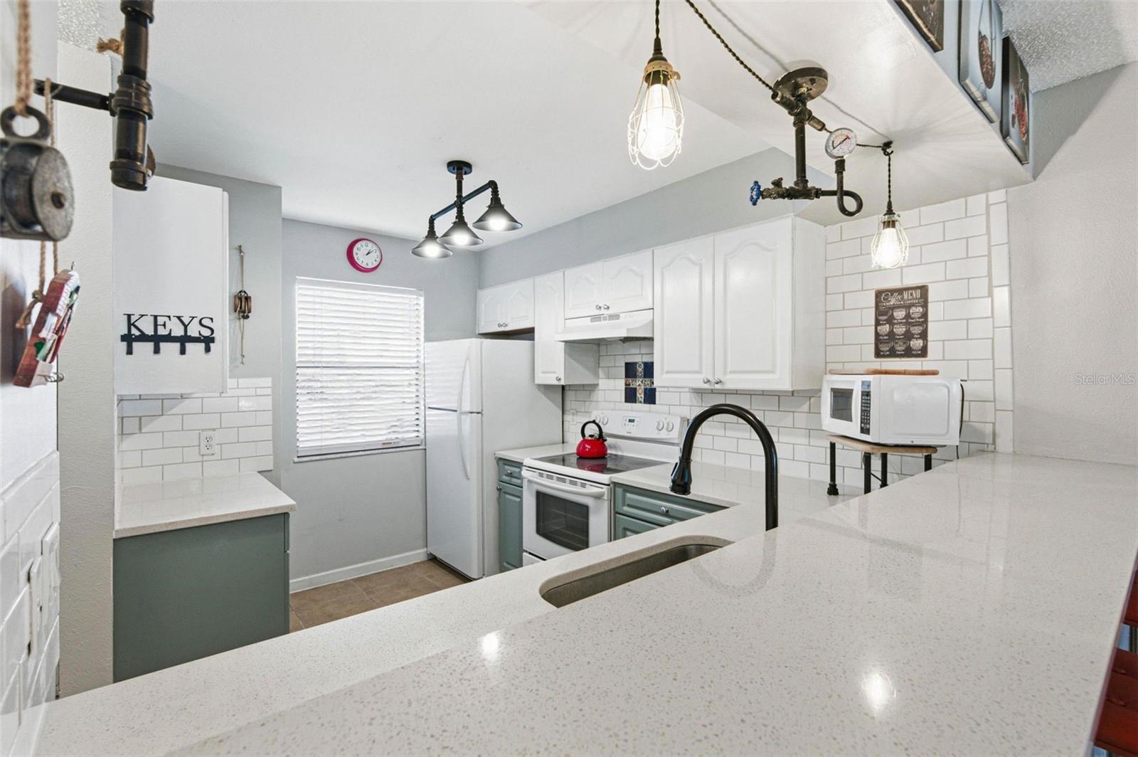 3001 58TH AVE S #105, ST PETERSBURG, FL, 33712