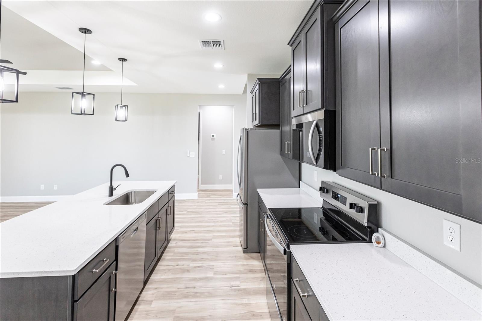 2729 SW 4TH TER, CAPE CORAL, FL, 33991