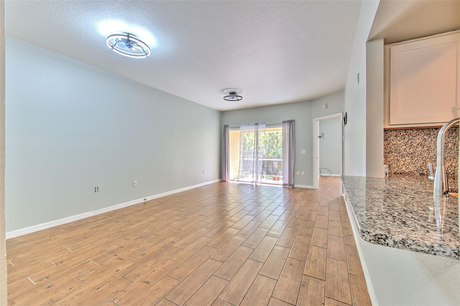 9515 AMBERDALE CT #101, RIVERVIEW, FL, 33578