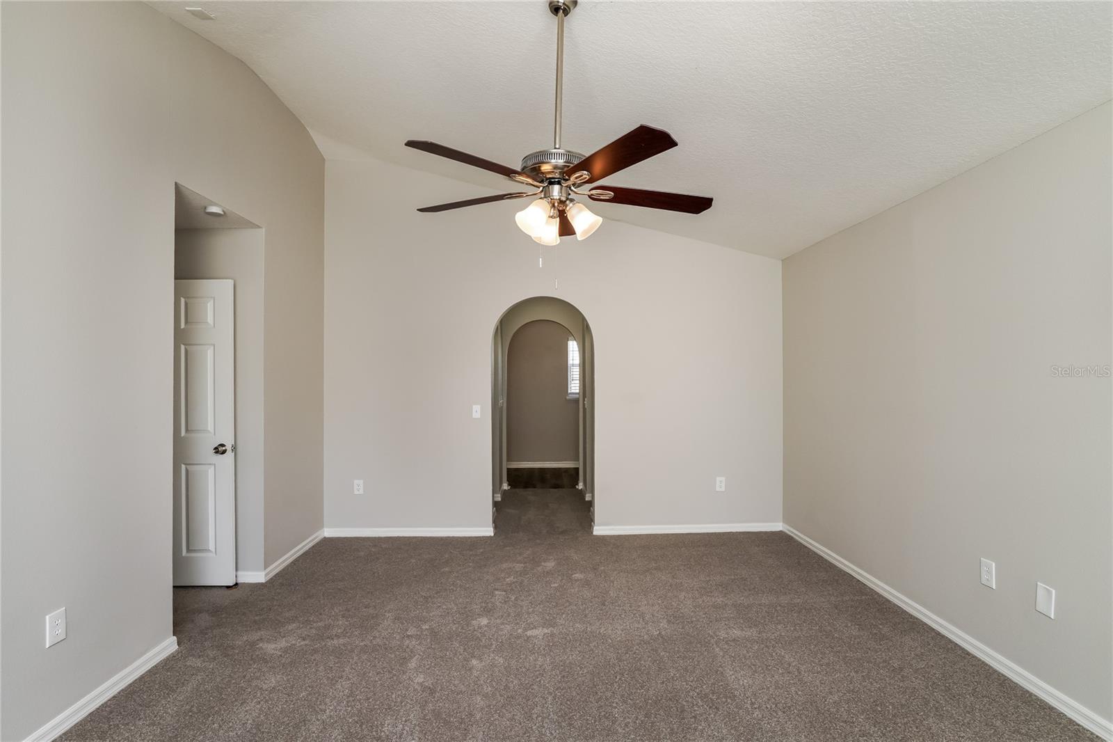 517 RIDGES DR, DUNDEE, FL, 33838