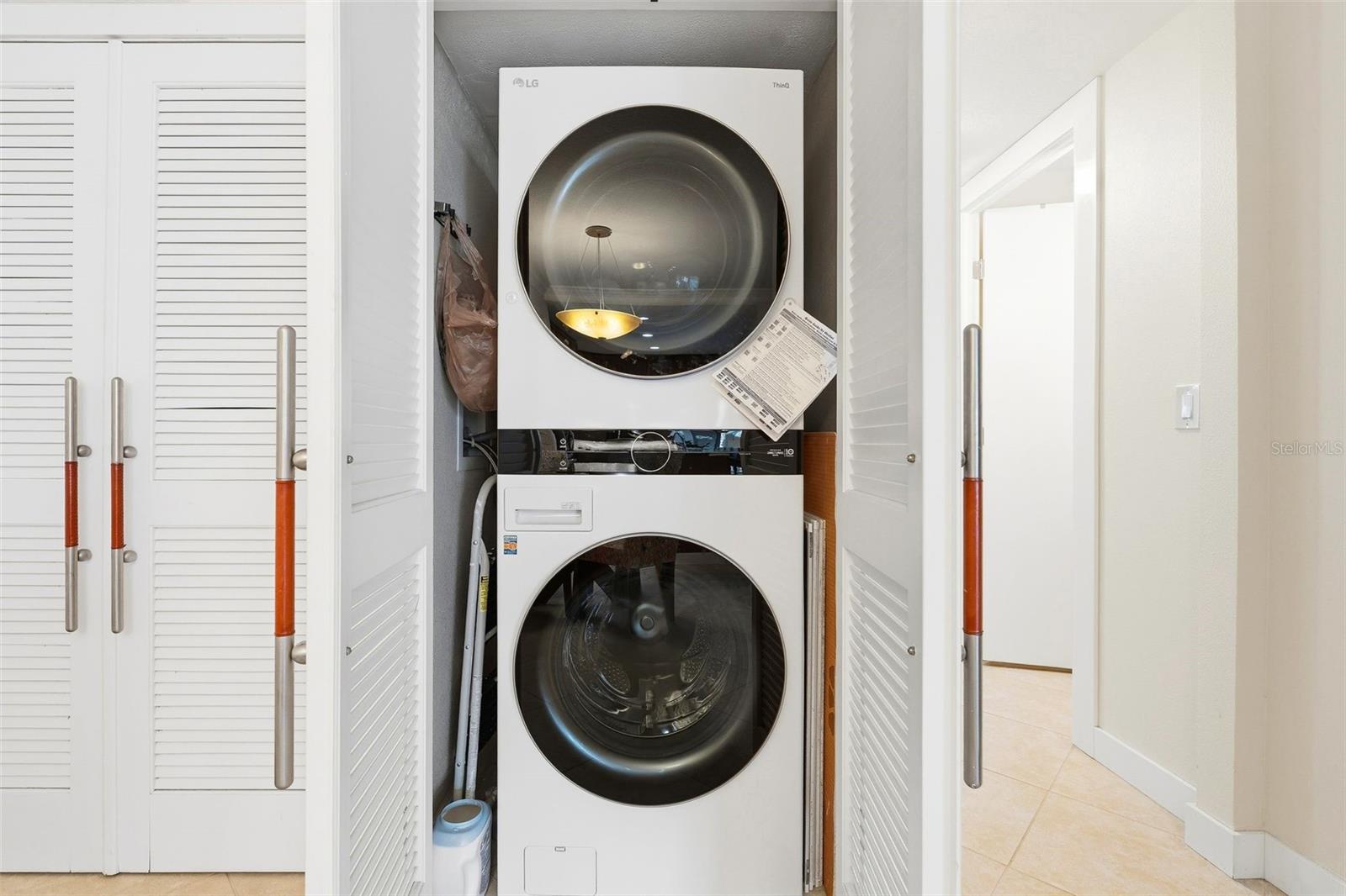 800 BENJAMIN FRANKLIN DR #110, SARASOTA, FL, 34236